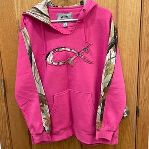 Fuchsia Legendary Whitetails hoodie